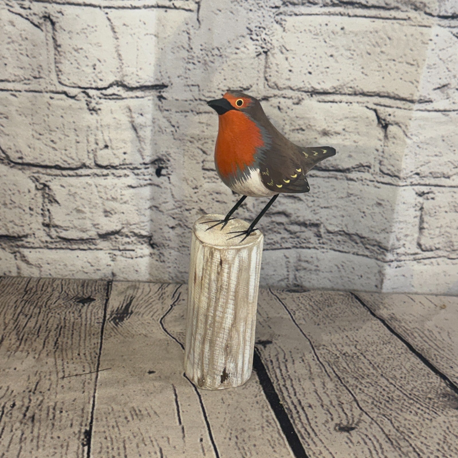 20cm Robin Wooden Bird Ornament Seaside Coastal Nautical Handcrafted Decor0