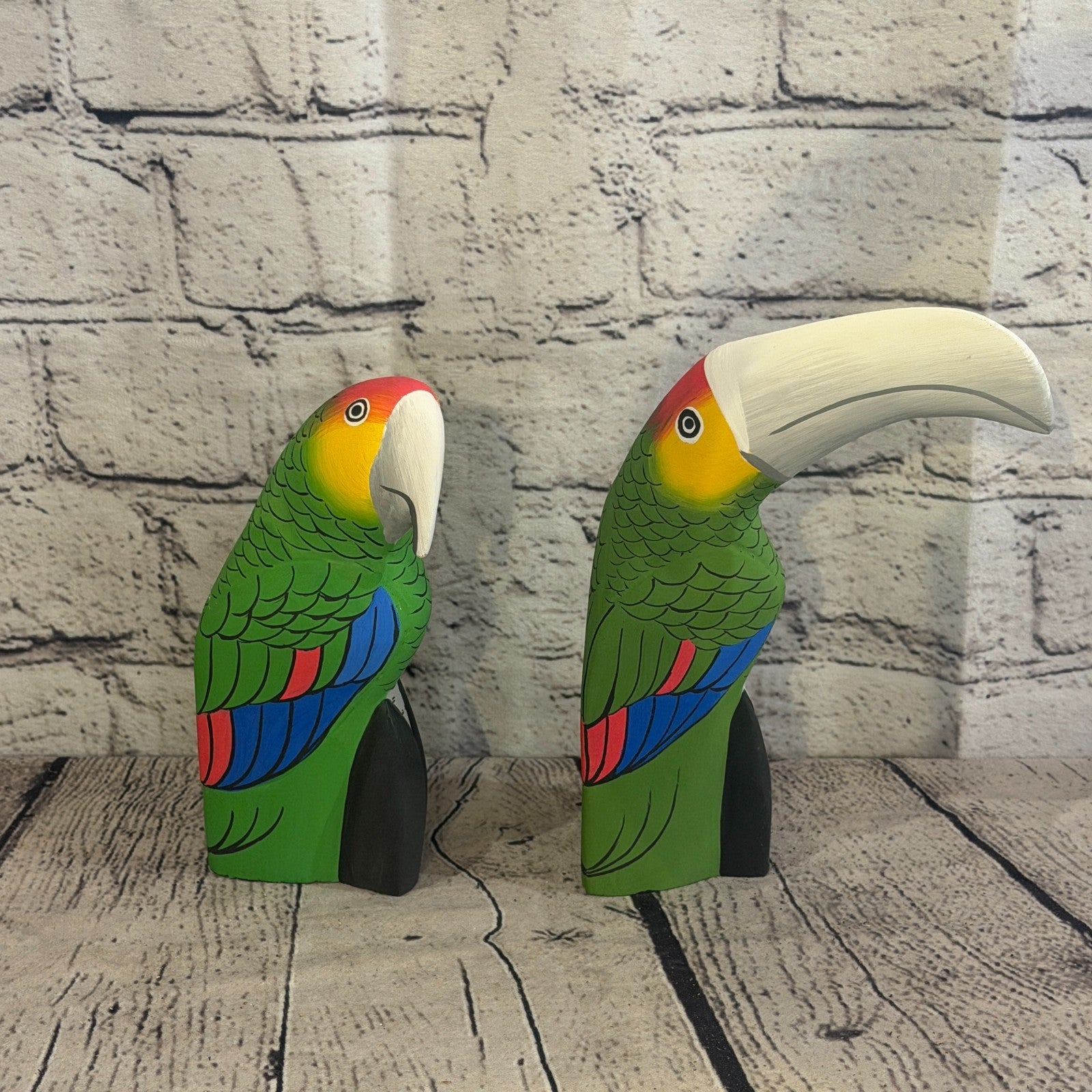 15cm Bright Green Parrot Bird Ornament Statue Fair Trade Hand Made Carved Wood9
