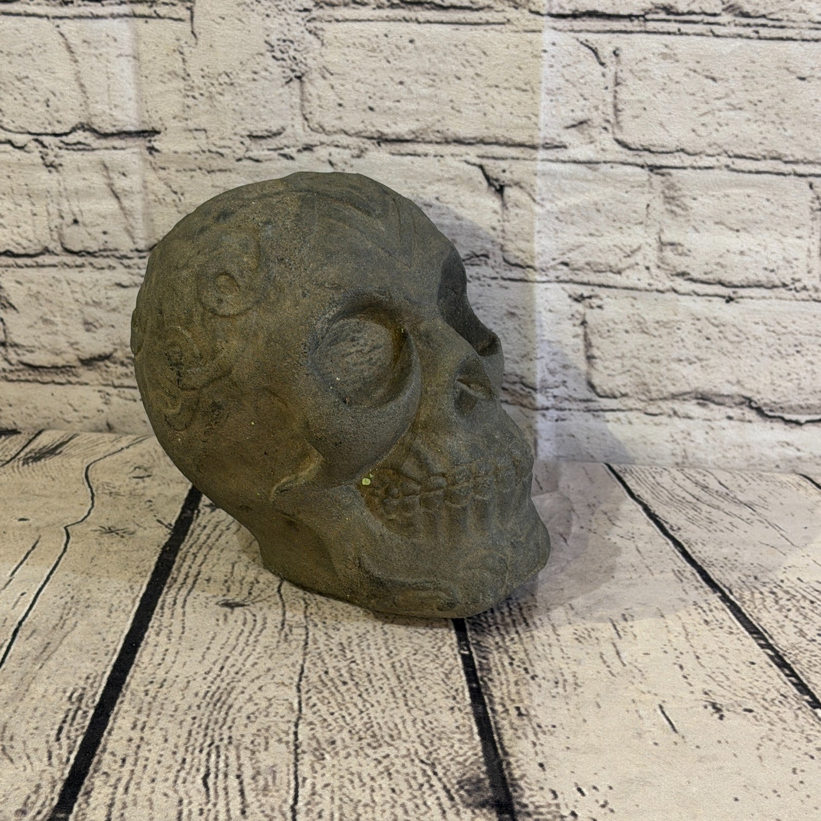 Celtic Knot Skull Stone Garden 20cm x 15cm Ornament Indoor Statue Hindu2