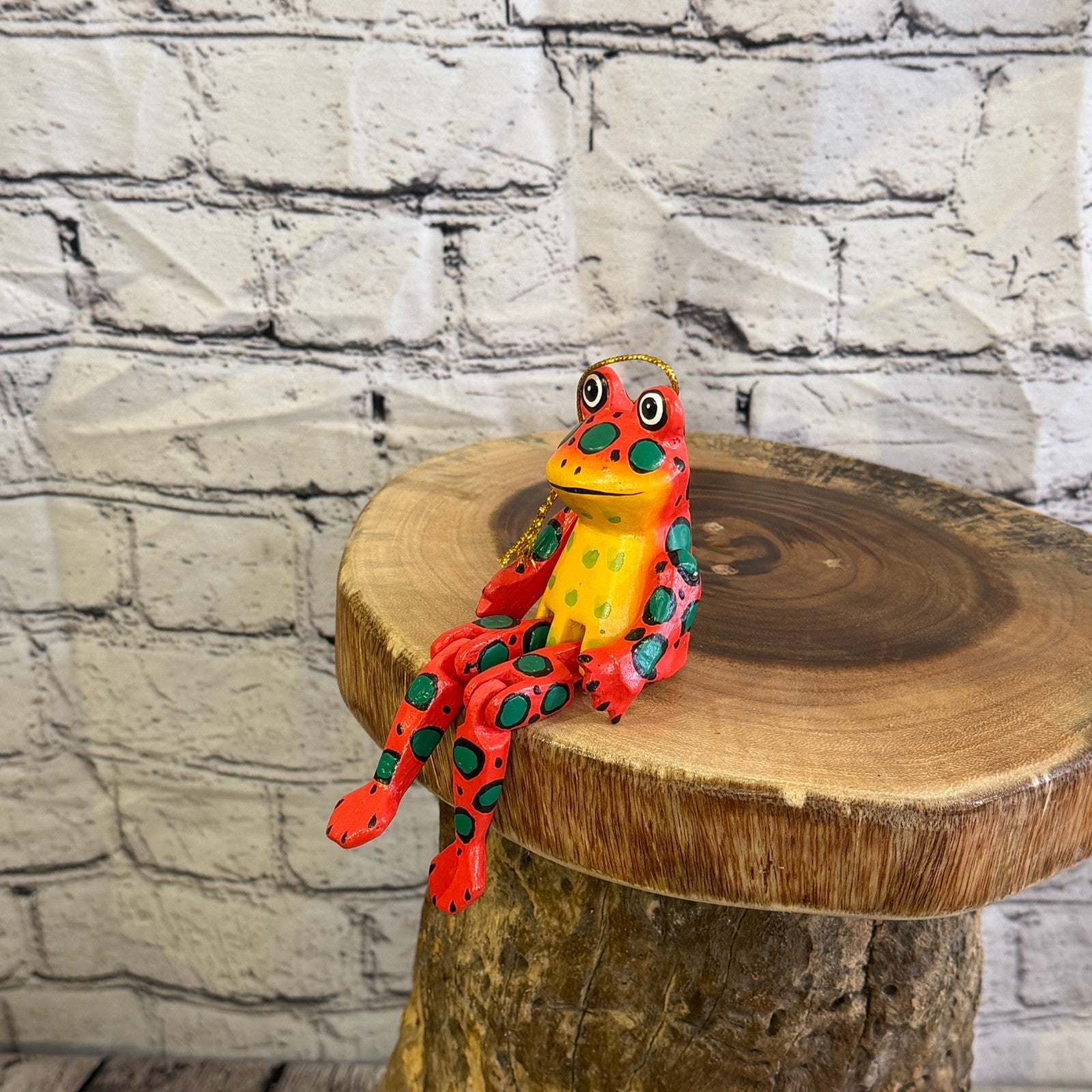 10cm Red Frog Sitting Animal, Wooden Shelf Ornament Handmade Fairtrade8