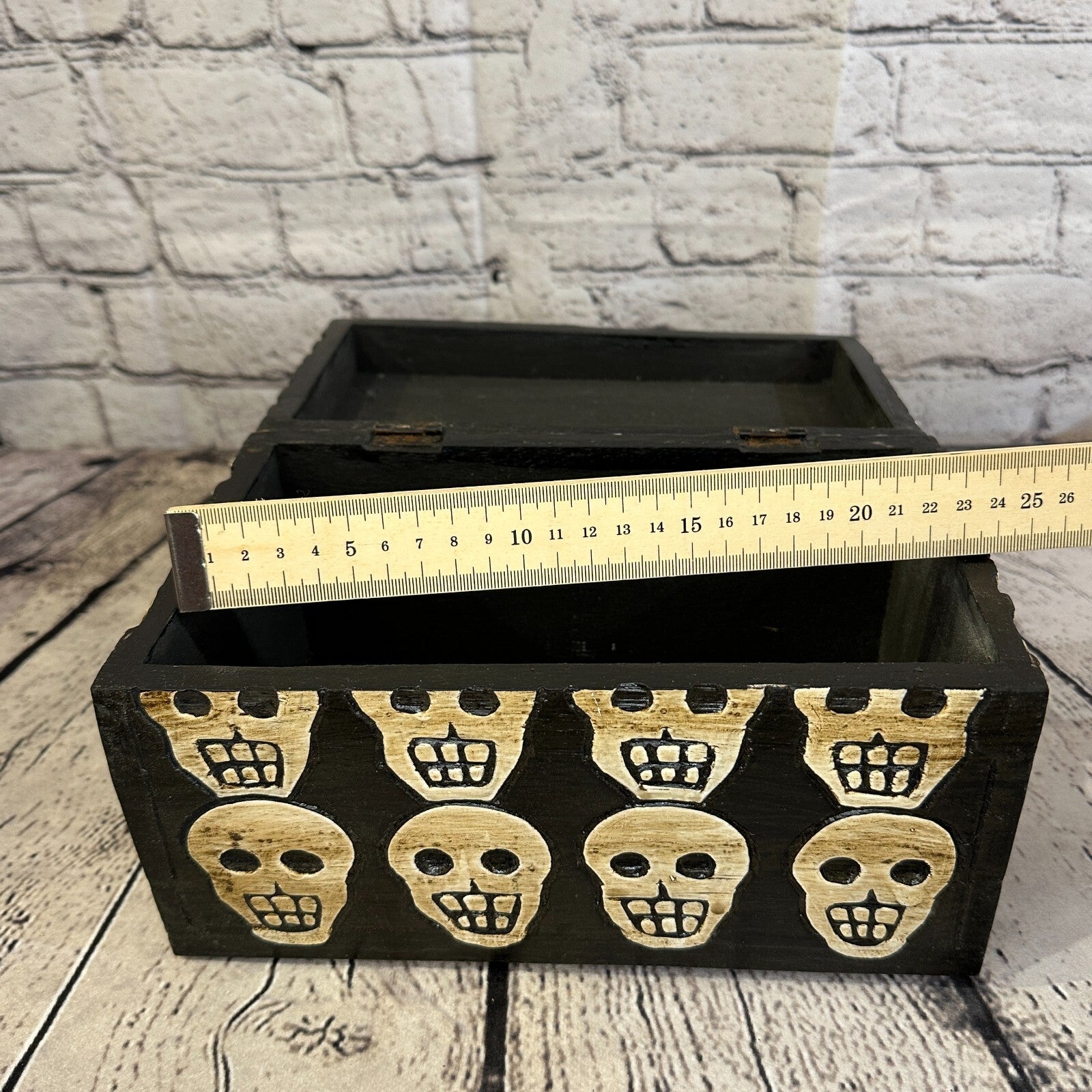 25cm x 15cm x 15cm Square Wooden Gothic Skeleton Skull Coffin Jewellery Box10