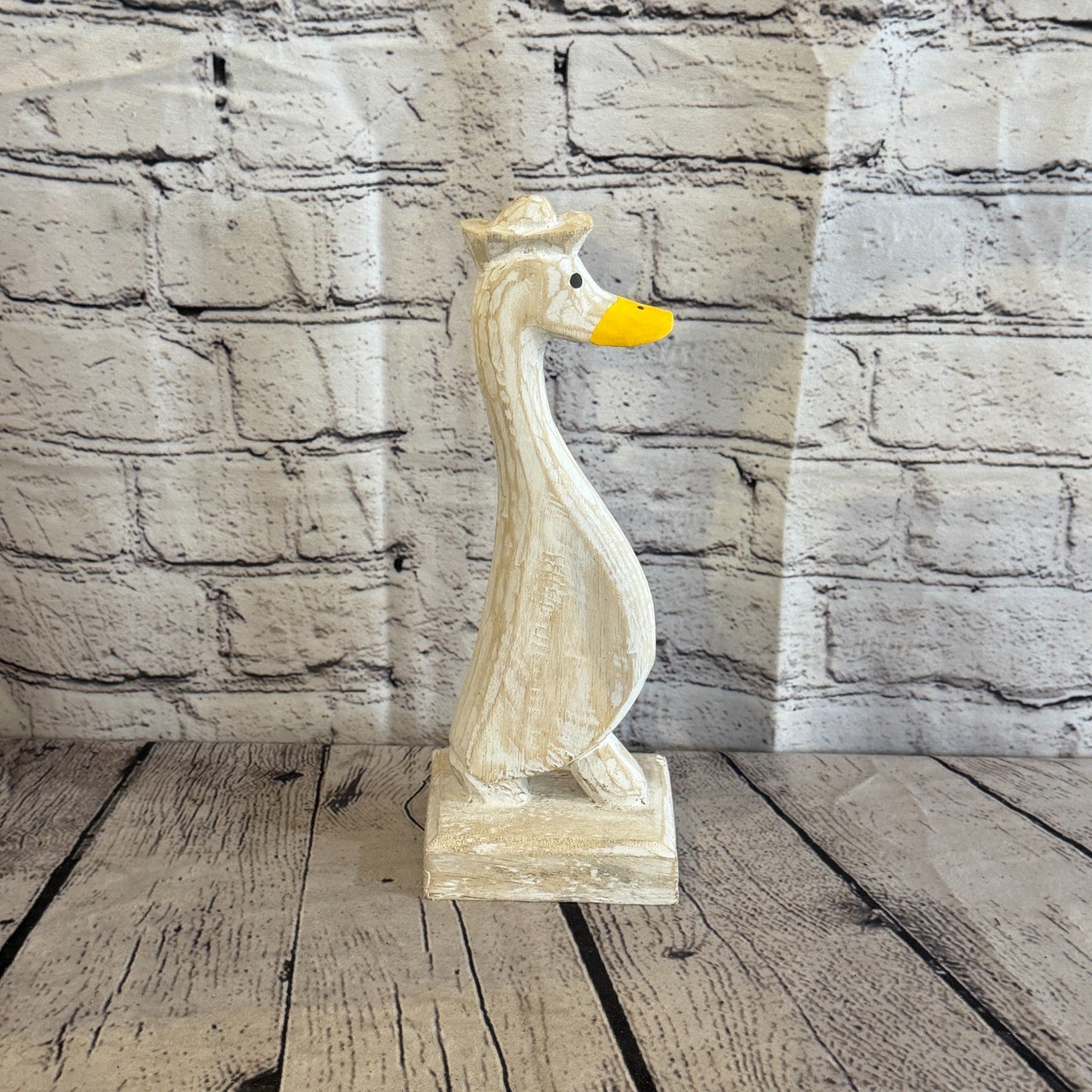 Looking Forward 28cm Tall Wooden White Duckling Baby Duck Shabby Wood Fairtrade3