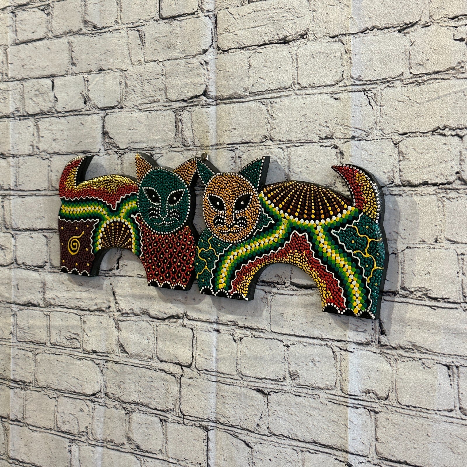 50cm 2 Cats Carved Wooden Dot Painted Ethnic Tribal Tiki Wall Art Handmade No 32