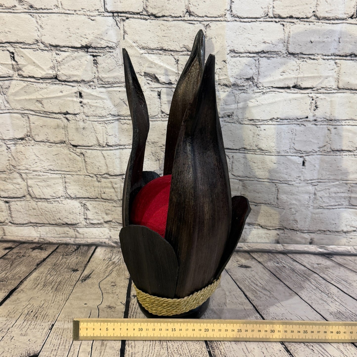 Red Light Brown Natural 45cm Tall Leaf Lamp Twist LED UK Mains Plug Design 24