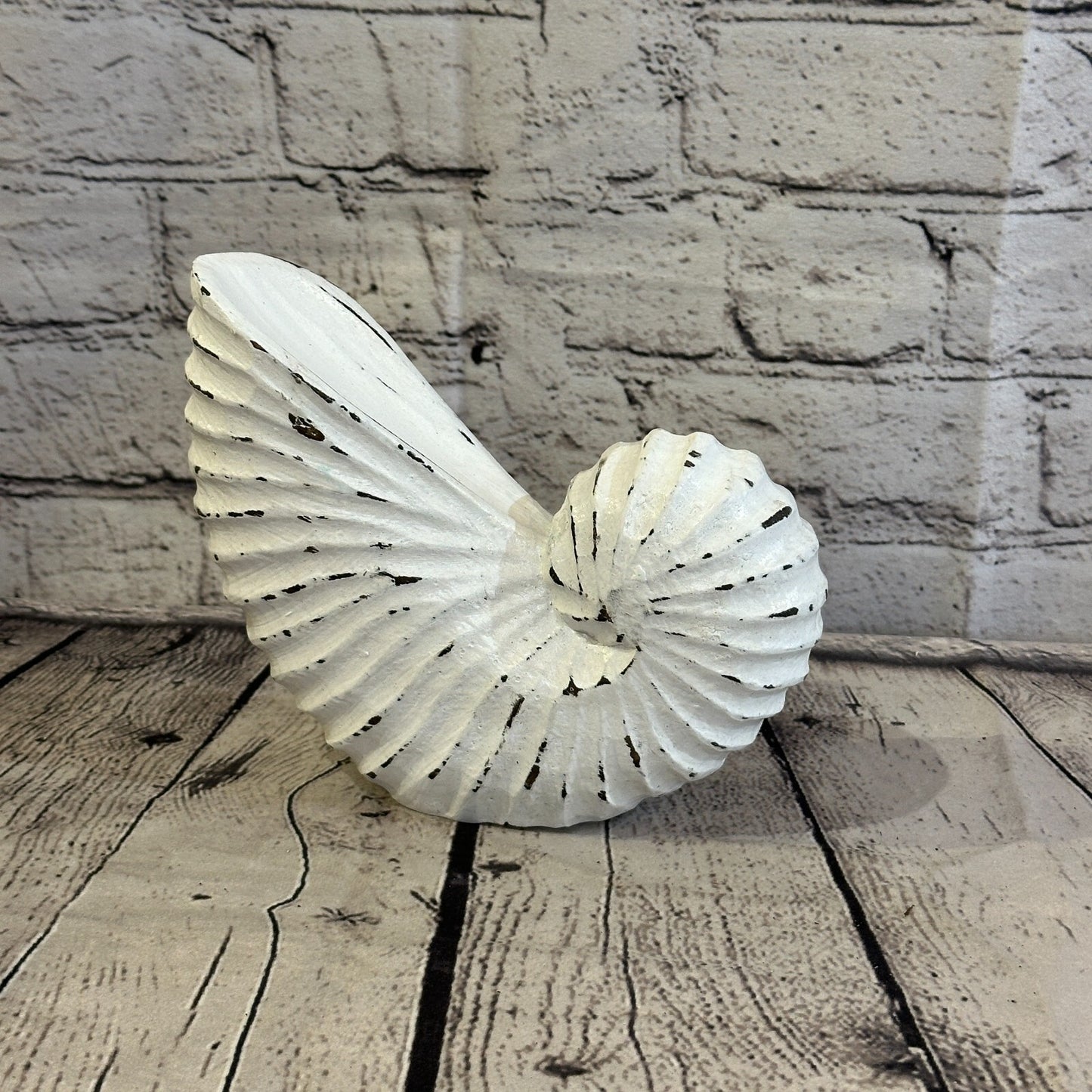 18cm White Shabby Nautilus Shell Ornament Decor Carved Light Wood Parcel Figure3