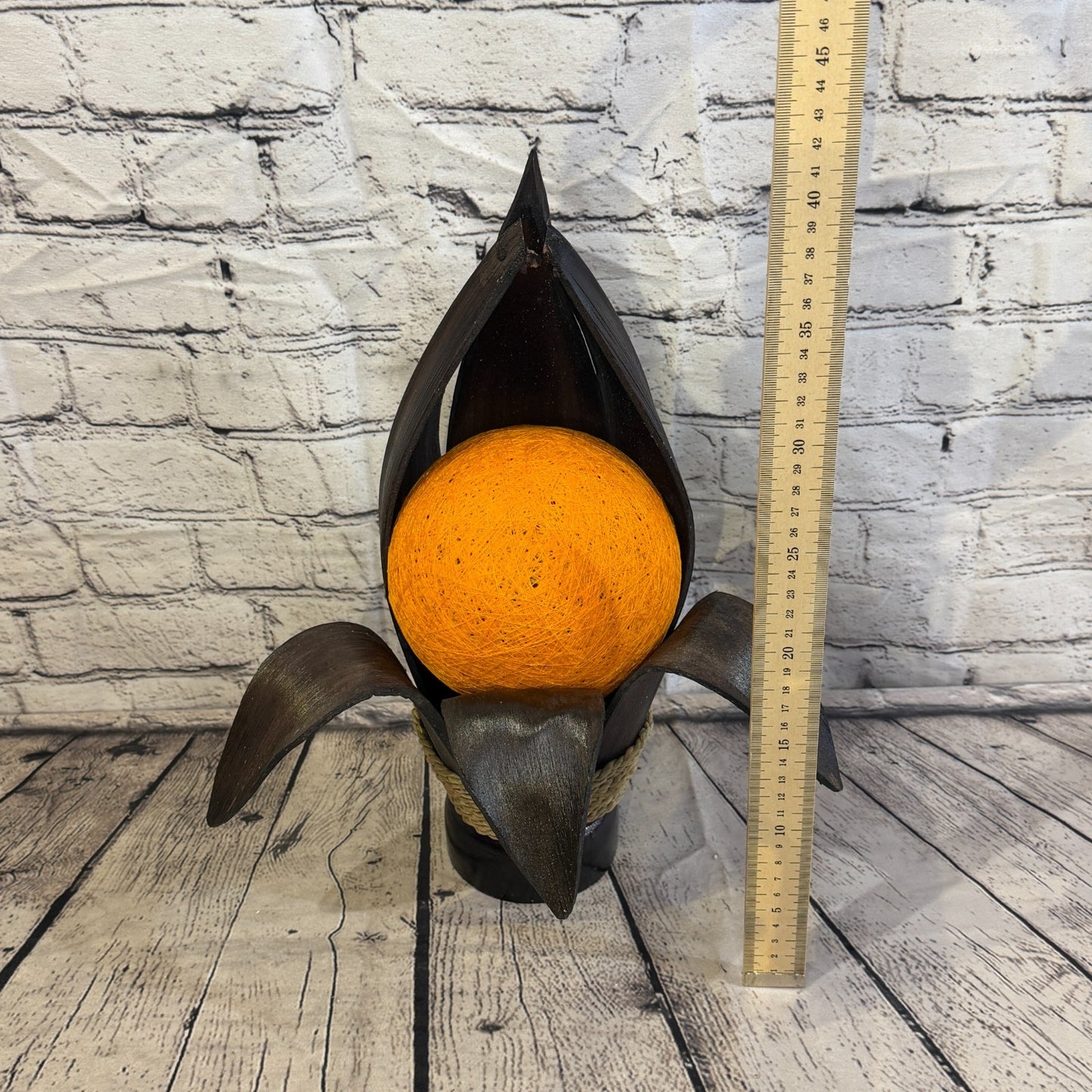 Orange Light Brown Natural 40cm Tall Leaf Lamp Twist LED UK Mains Plug Design 55