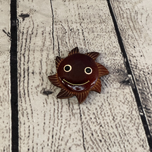 Sun Face Wooden Animal Fridge Magnet Cartoon Magnetic Note Holder Novelty0