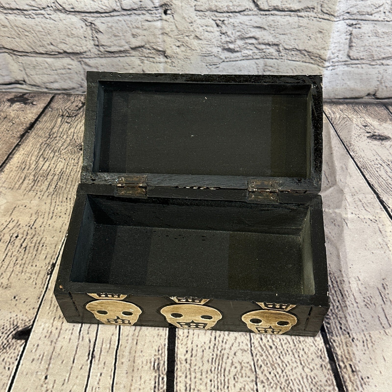20cm x 10cm x 10cm Square Wooden Gothic Skeleton Skull Coffin Jewellery Box6