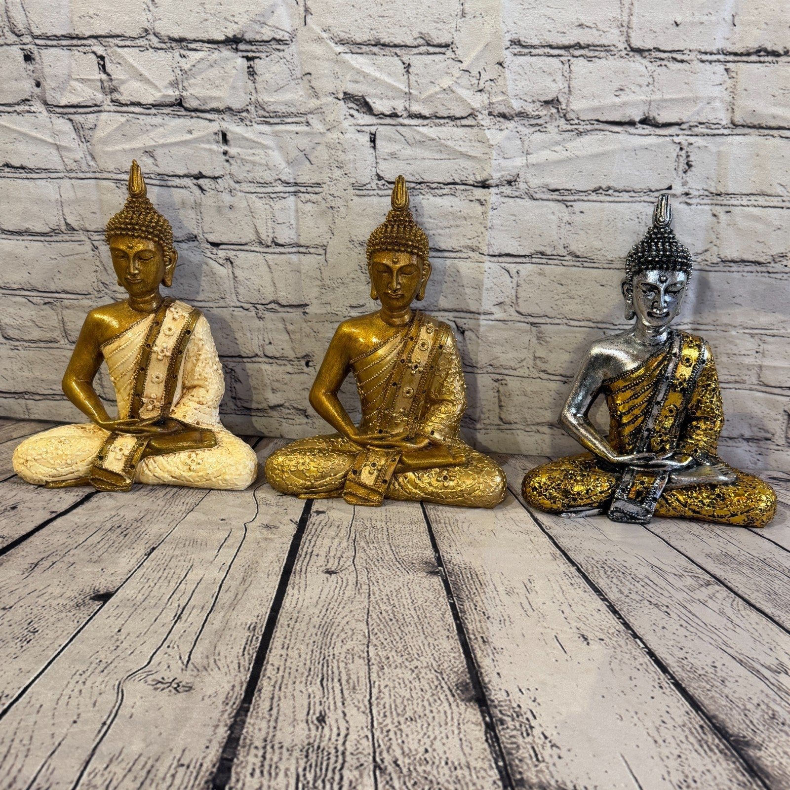 White & Bronze 30cm x 20cm Large Thai Spike Buddha Sitting Statue Resin Hindu9