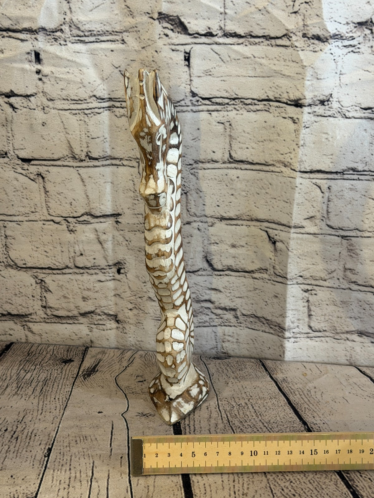 30cm Brown Wooden Shabby Seahorse Statue Ornament Fair Trade Handcarved7