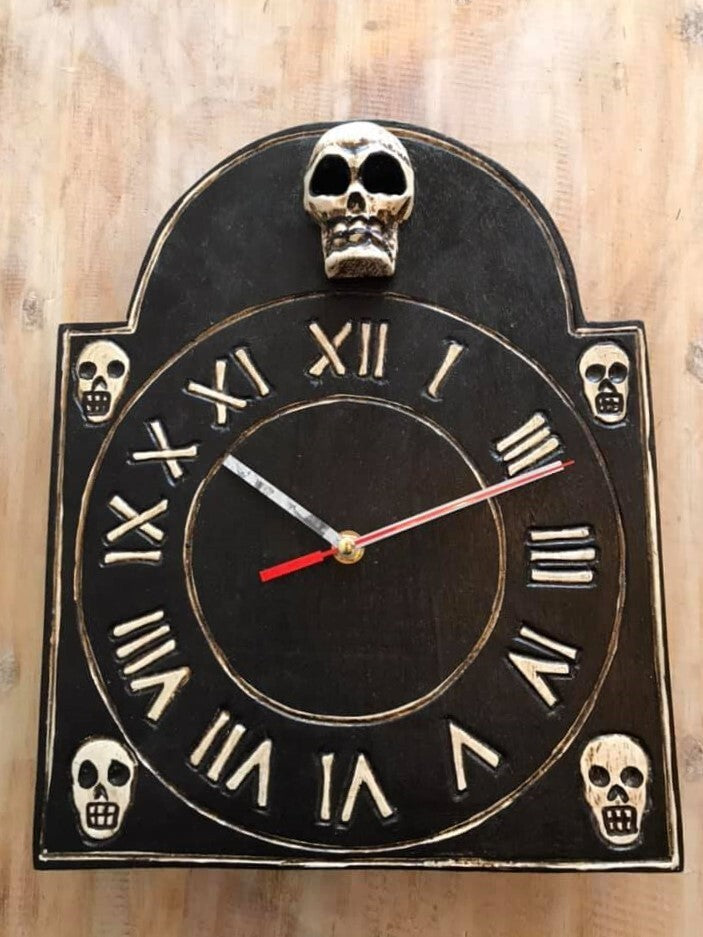 Skull & Crossbones Clock Pirate Sign Door Battery 35cm x 25cm Handmade5