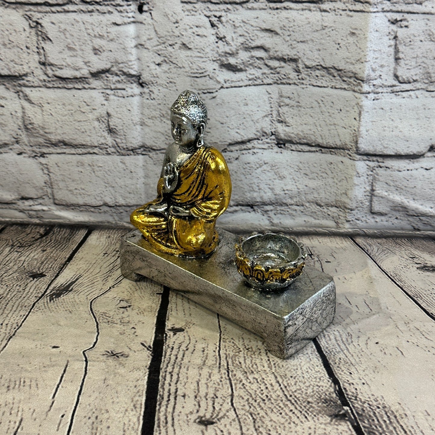 Silver And Gold 15cm x 15cm Thai Buddha Tea Light Holder Statue Resin Hindu1