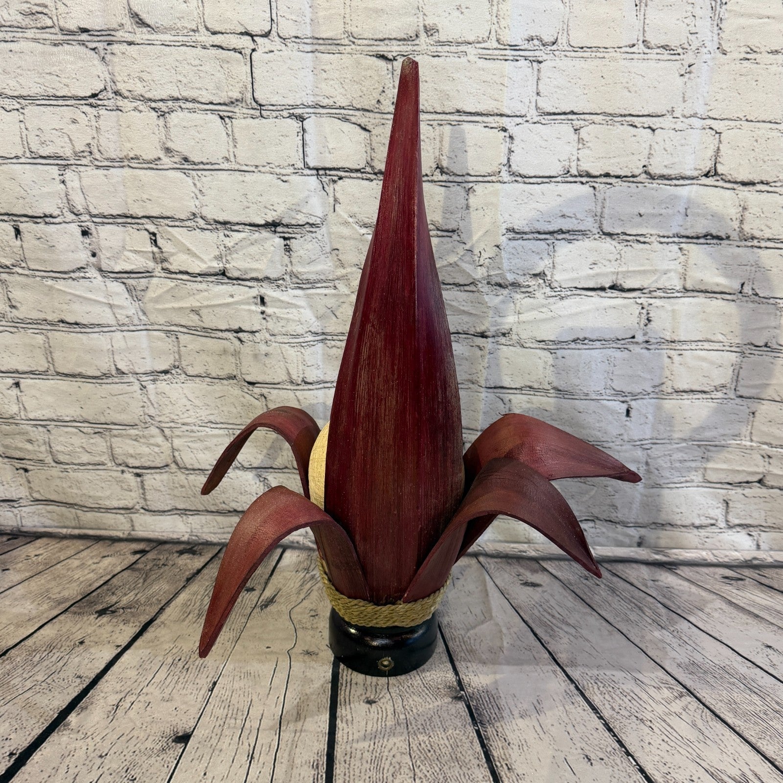 White Light Red Natural 55cm Tall Leaf Lamp Twist LED UK Mains Plug Design 14