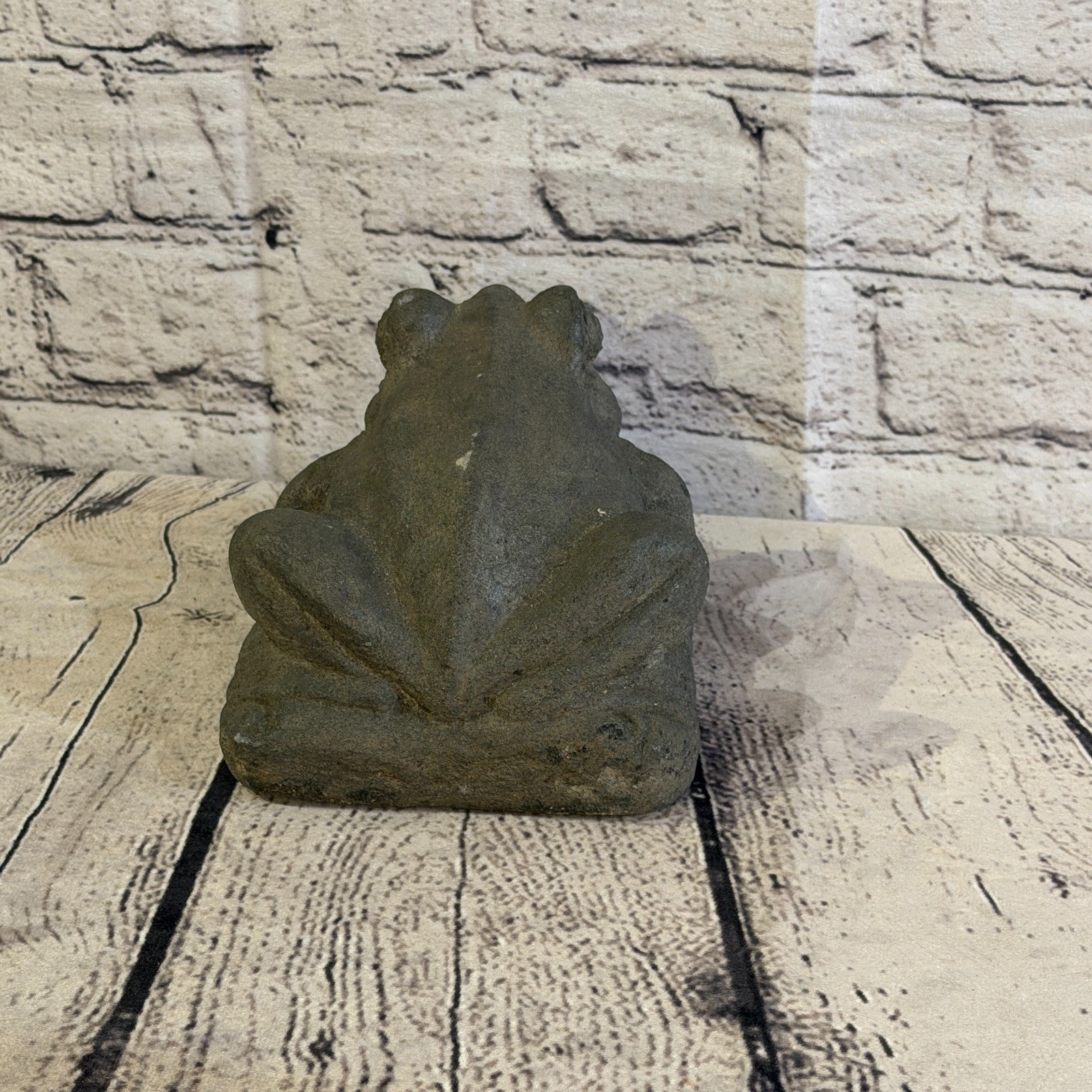Standing Pond Frog Stone Garden 15cm x 10cm Ornament Indoor Statue Hindu4