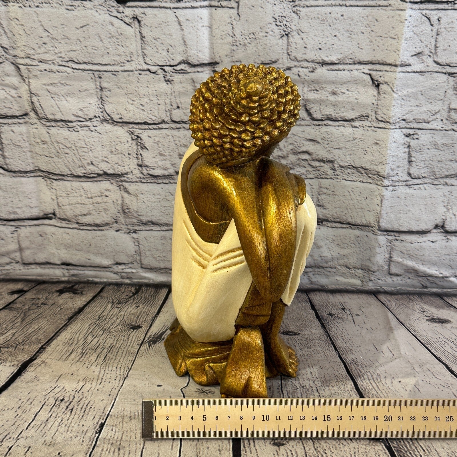 White & Bronze 30cm x 20cm Thai Kneeling Buddha Sitting  Statue Resin Hindu8