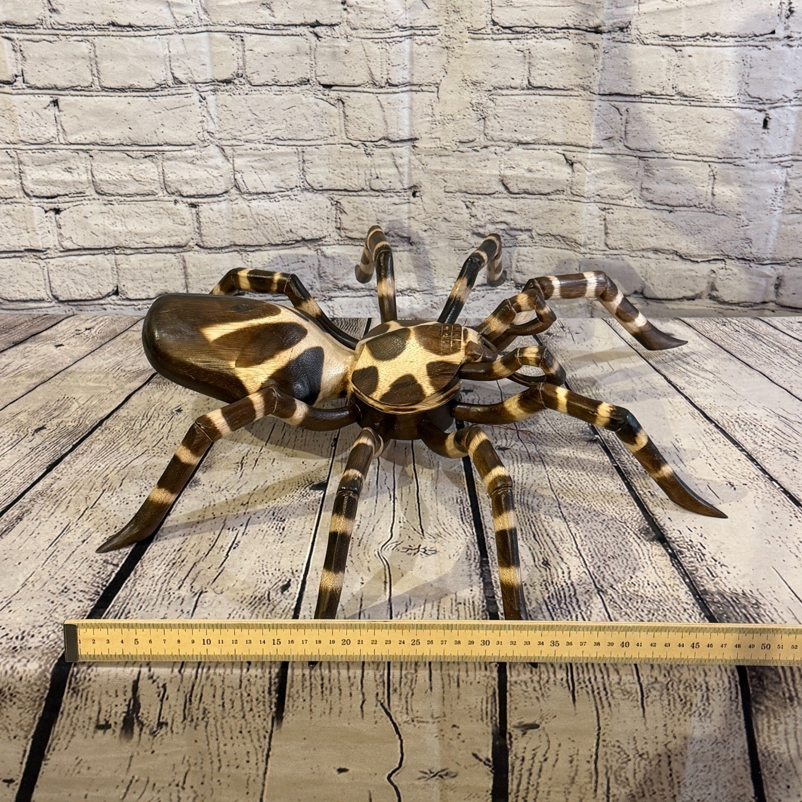45cm x 35cm Wooden Spider Carving Hand Carved Walking Spider Tarantula Statue9
