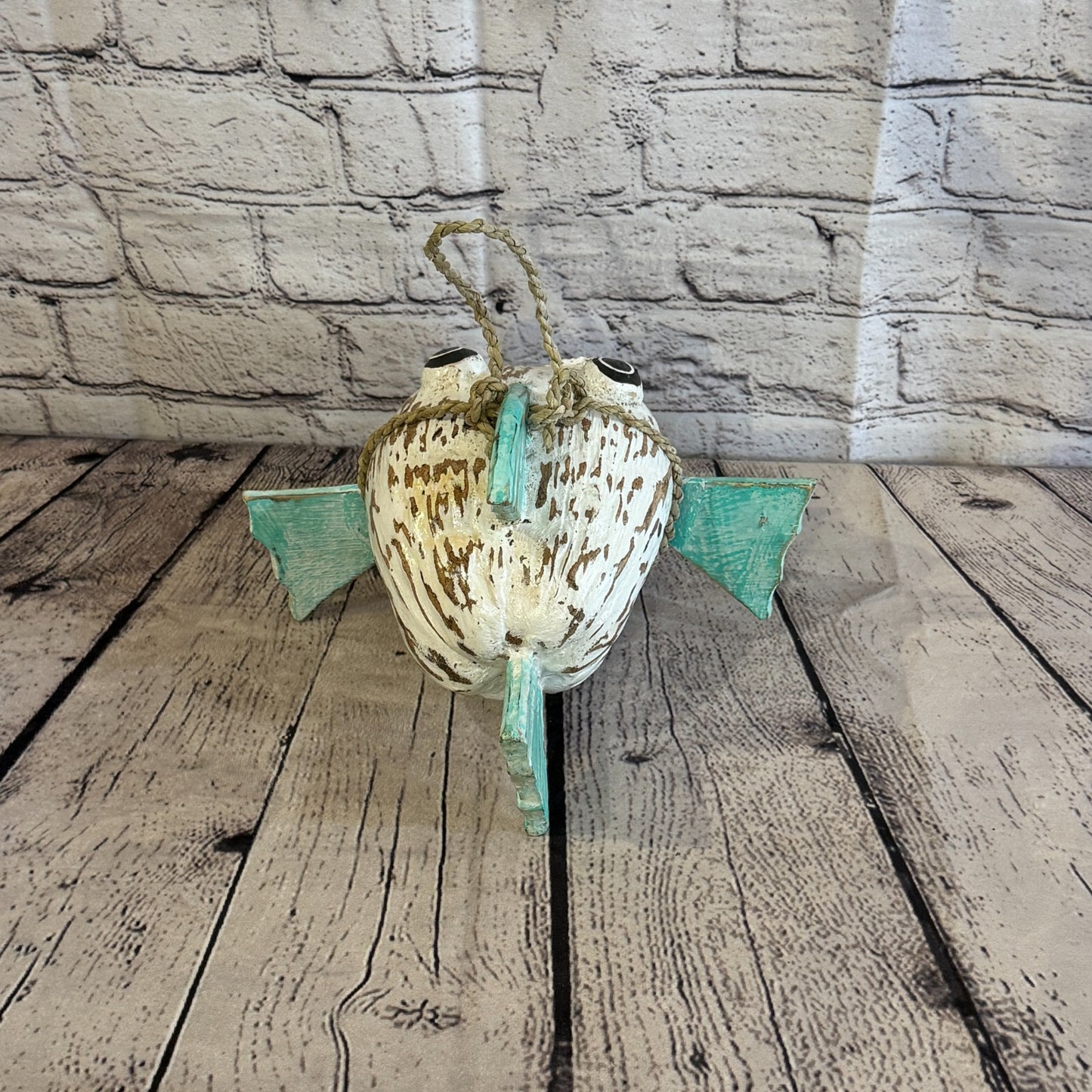 White Green Fins Folk Art Painted Shark Fish Coconut Shell Ornaments Hanging5