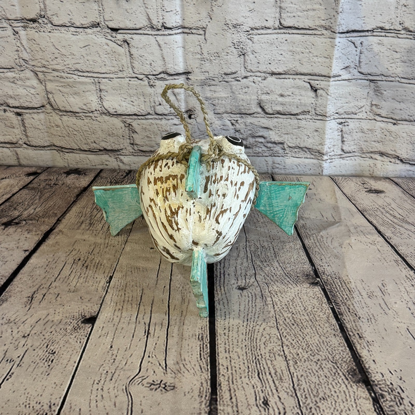 White Green Fins Folk Art Painted Shark Fish Coconut Shell Ornaments Hanging5