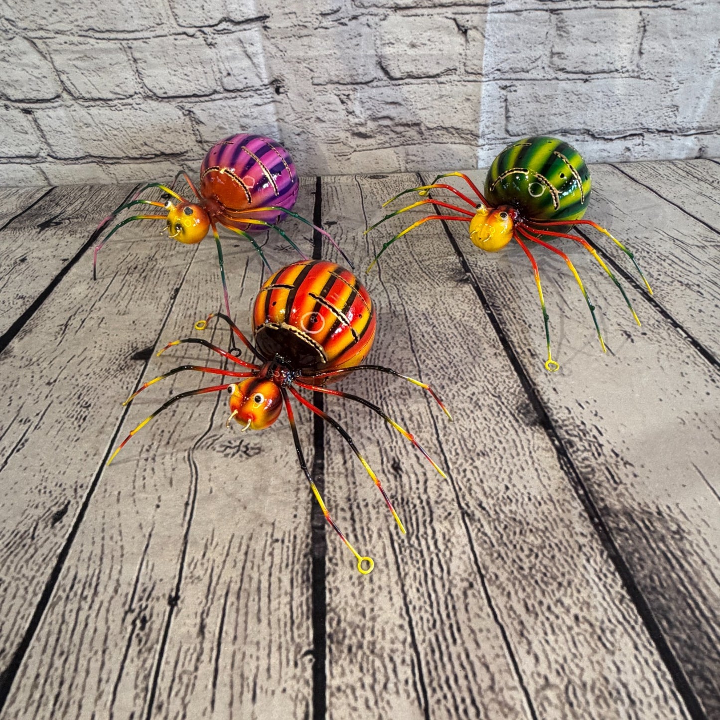20cm x 15cm Small Colourful Green Spider Metal Tin Standing Ornament Statue8