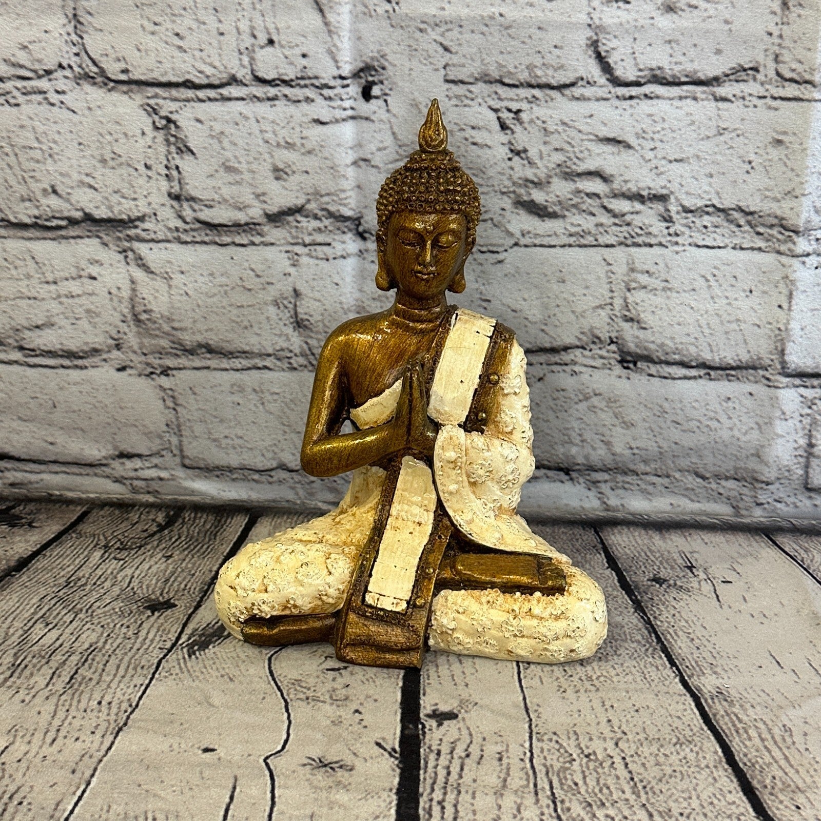 White & Bronze 20cm x 12cm Large Thai Spike Buddha Sitting  Statue Resin Hindu0