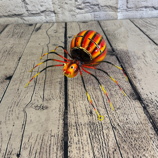 20cm x 15cm Small Colourful Orange Spider Metal Tin Standing Ornament Statue0