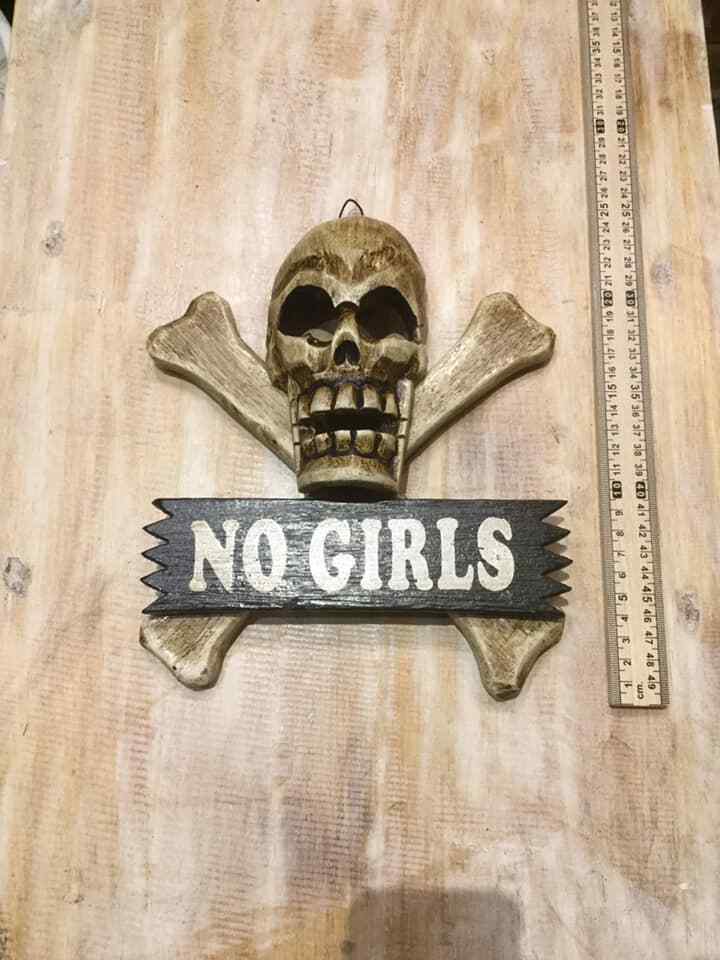 Skull & Crossbones No Girls Pirate Sign Door Plaque 20cm x20cm Handmade Wood3
