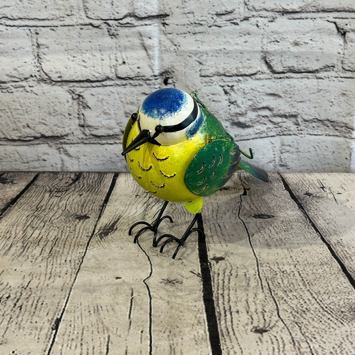 15cm x 15cm Blue Tit Bird Metal Tin Wall Hanging Ornament Painted Statue0