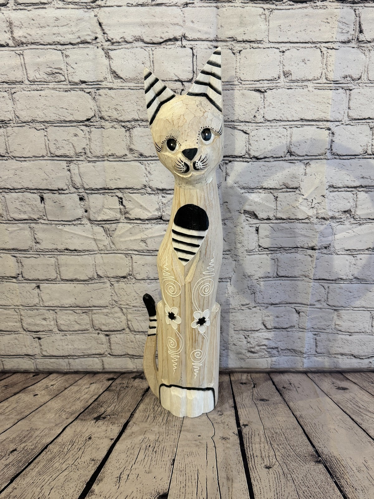60cm White Flower Wooden Shabby Cat Statue Ornament Fair Trade Handcarved0