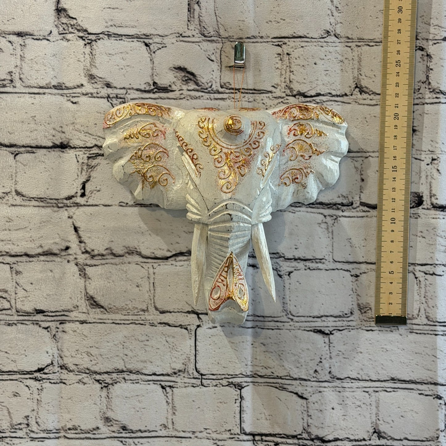 20cm x 20cm White Gold Painted Wood Elephant Head Wall Mounted Art Shabby4