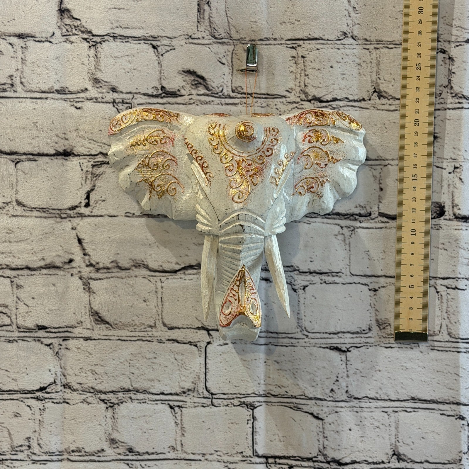 20cm x 20cm White Gold Painted Wood Elephant Head Wall Mounted Art Shabby4