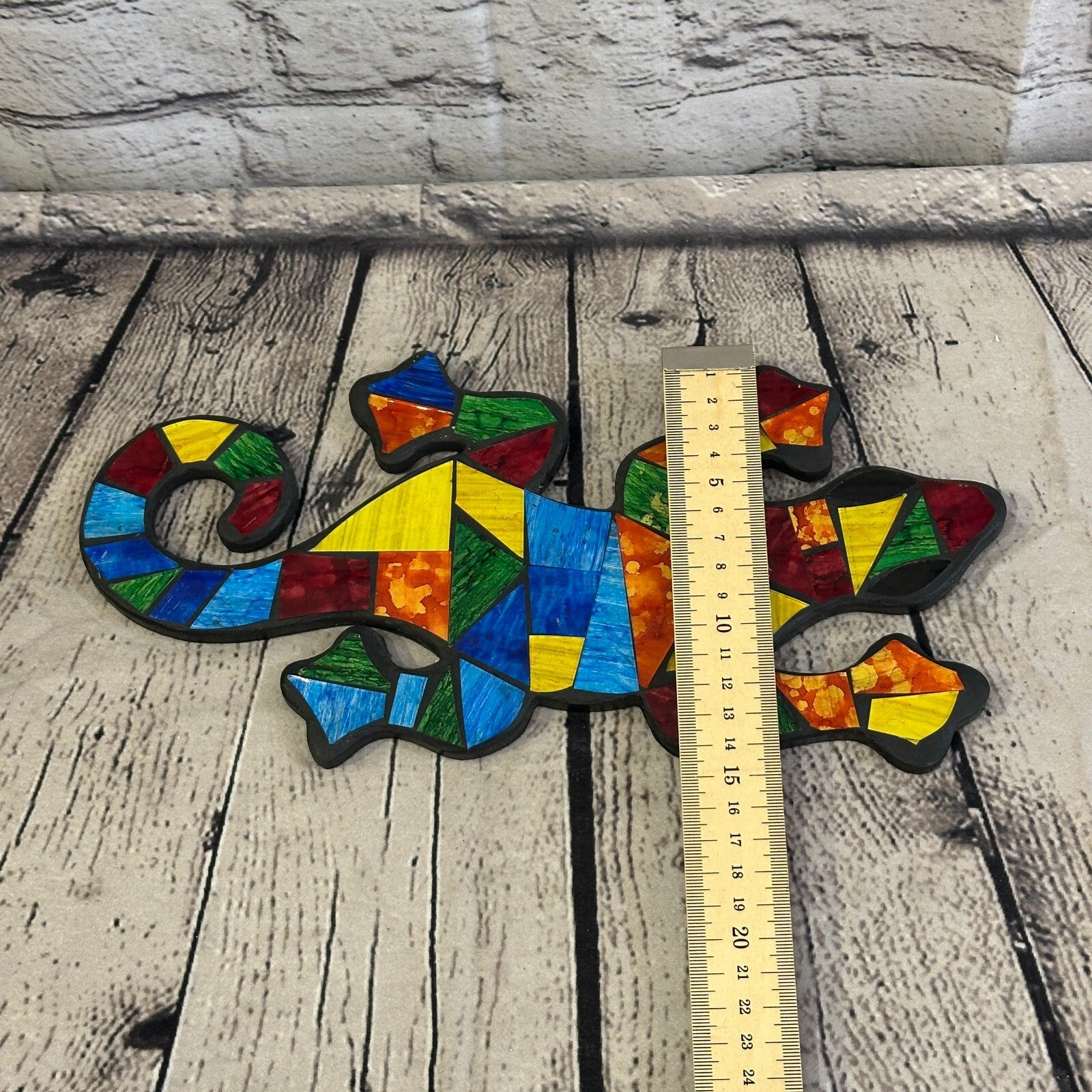 Rainbow Gecko Lizard Mosaic Tile Wall Hanging Mirror 30cm x 15cm Handmade New5