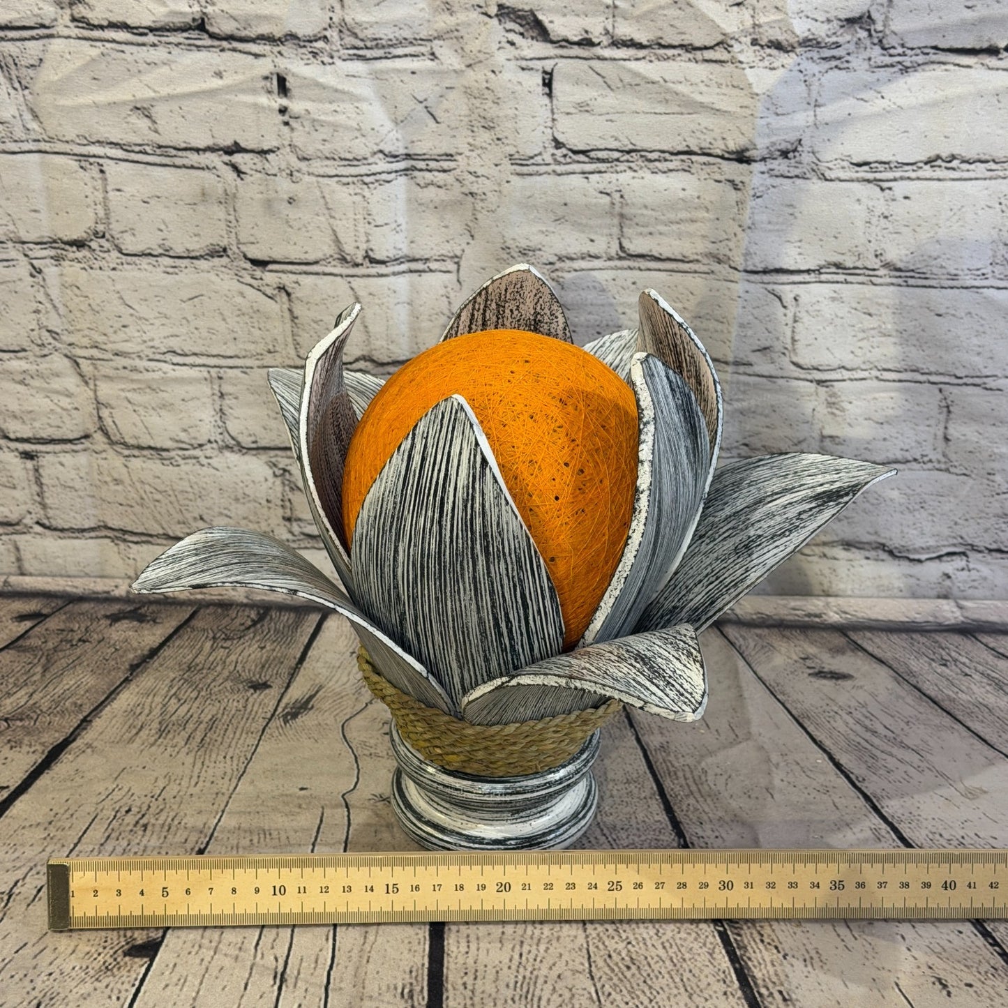 Orange Light Silver Natural 25cm Tall Leaf Lamp Twist LED UK Mains Plug Design 94
