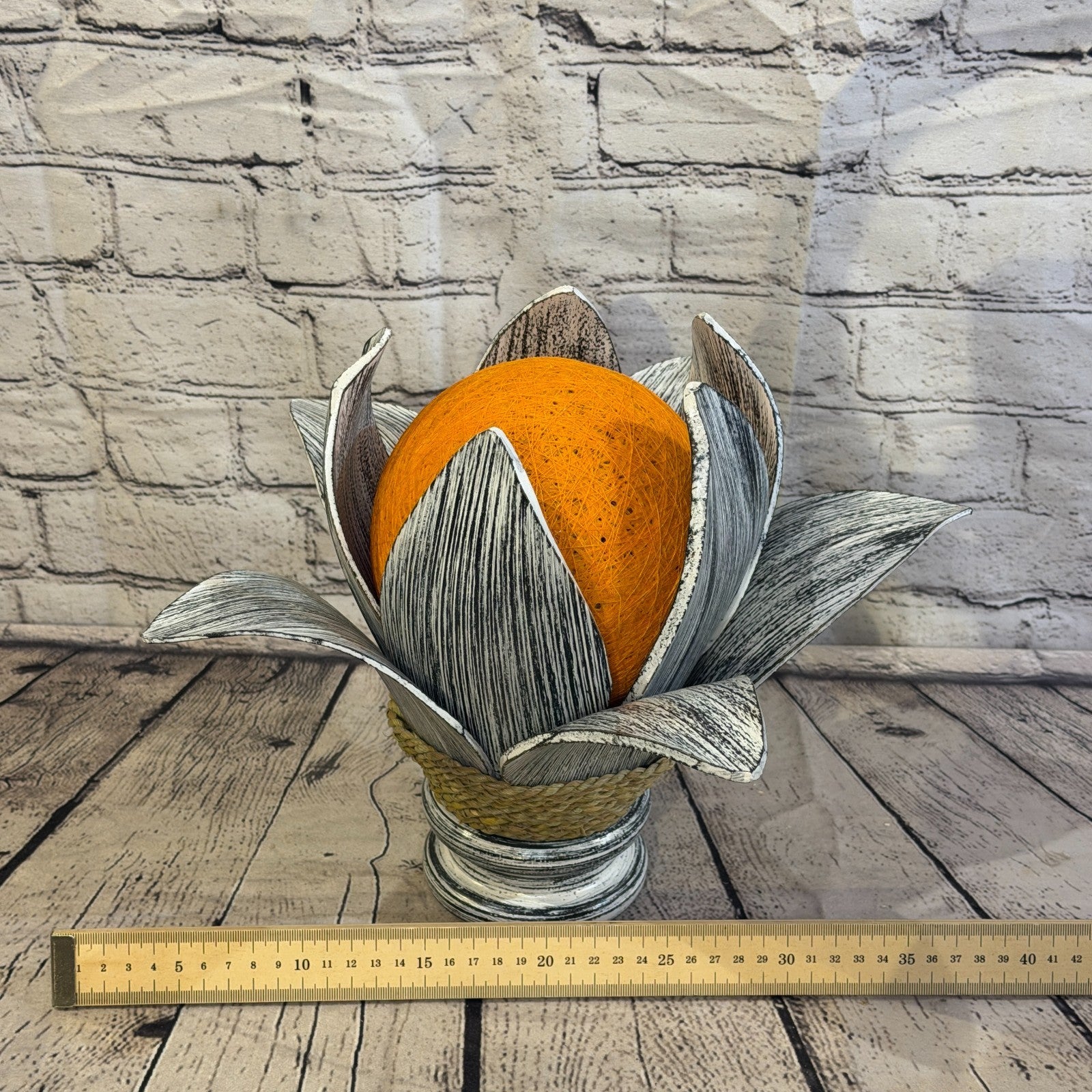 Orange Light Silver Natural 25cm Tall Leaf Lamp Twist LED UK Mains Plug Design 94