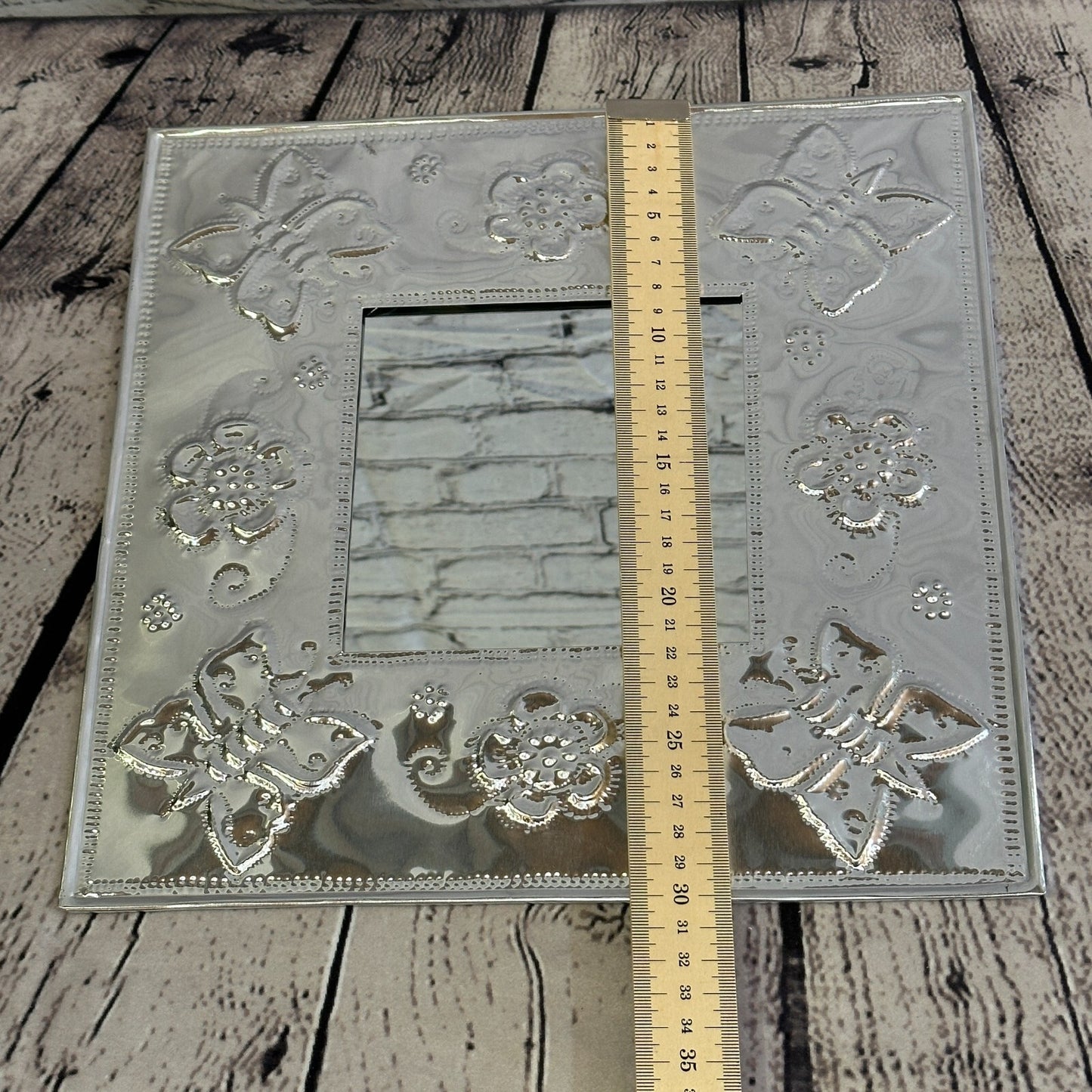 30cm Aluminium Stamped Square Butterfly Mirror Wall Hangings for Home Decoration4