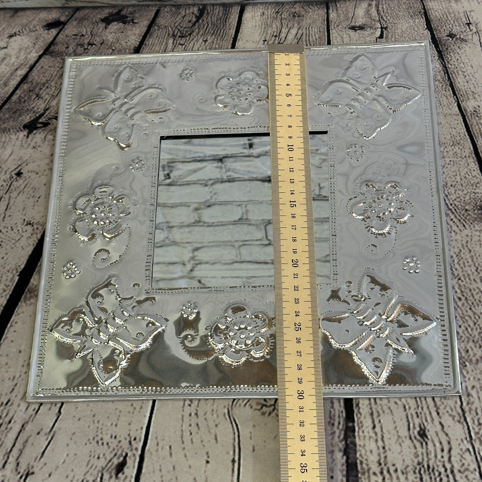 30cm Aluminium Stamped Square Butterfly Mirror Wall Hangings for Home Decoration4