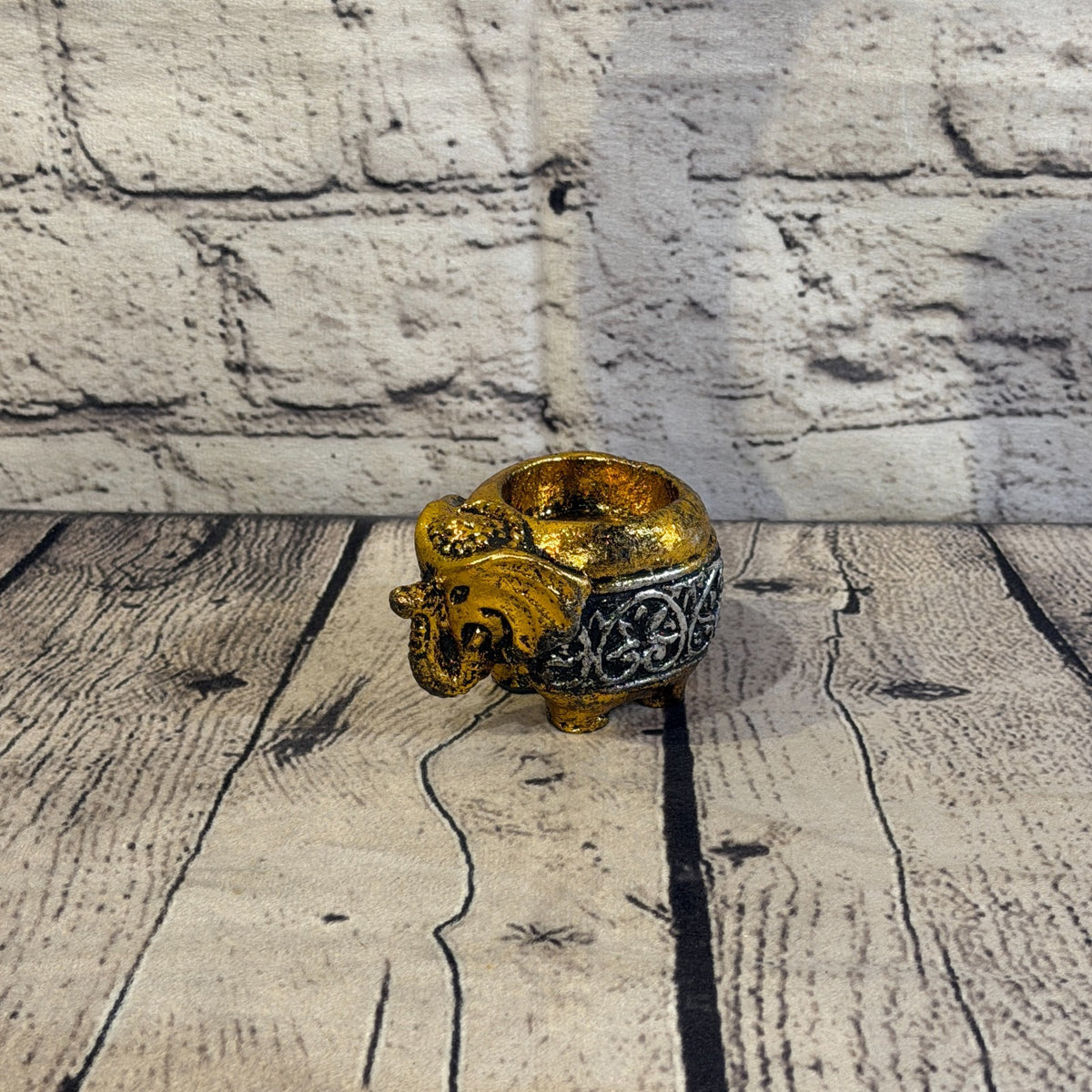 Gold & Silver 8cm x 5cm Elephant Tea Light Holder Statue Resin Hindu2