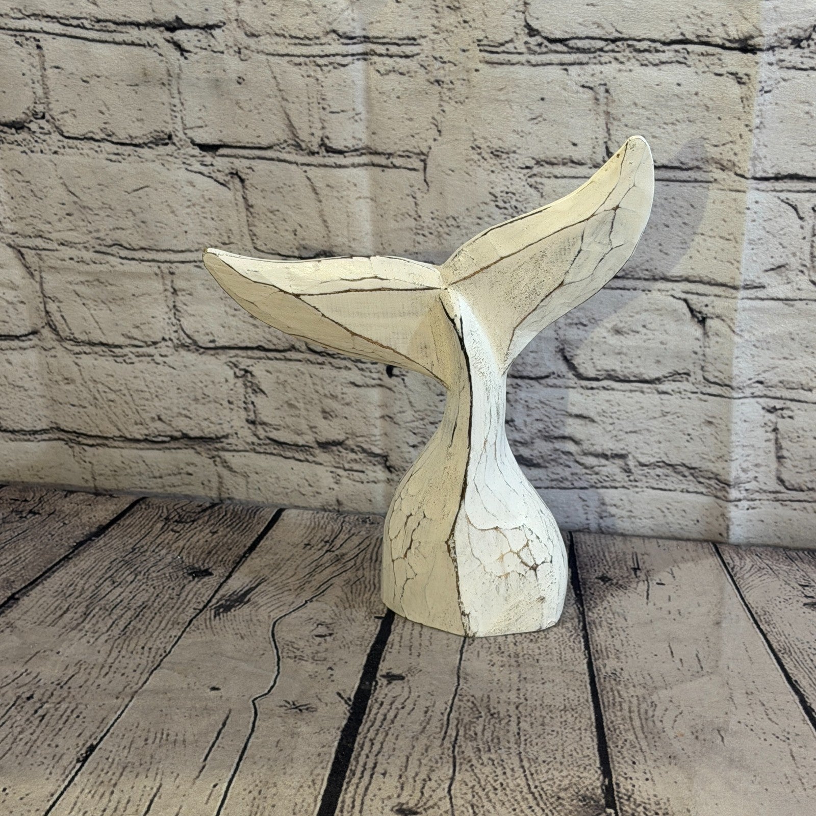 25cm x 25cm Whale Tail White Fish Wood Coastal Ocean Bathroom Decoration0