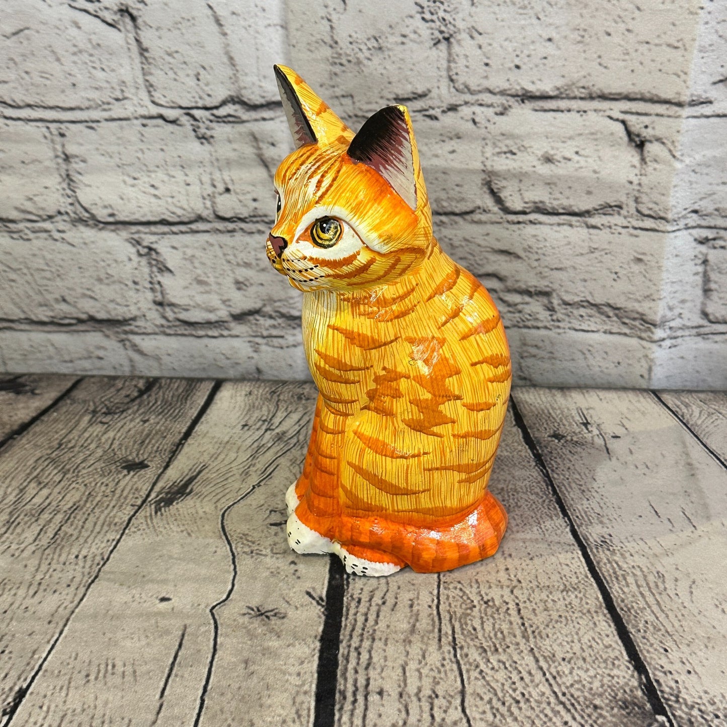 20cm x 10cm Tabby Orange Sitting Style Painted Wooden Hand Carved Cat Wooden1