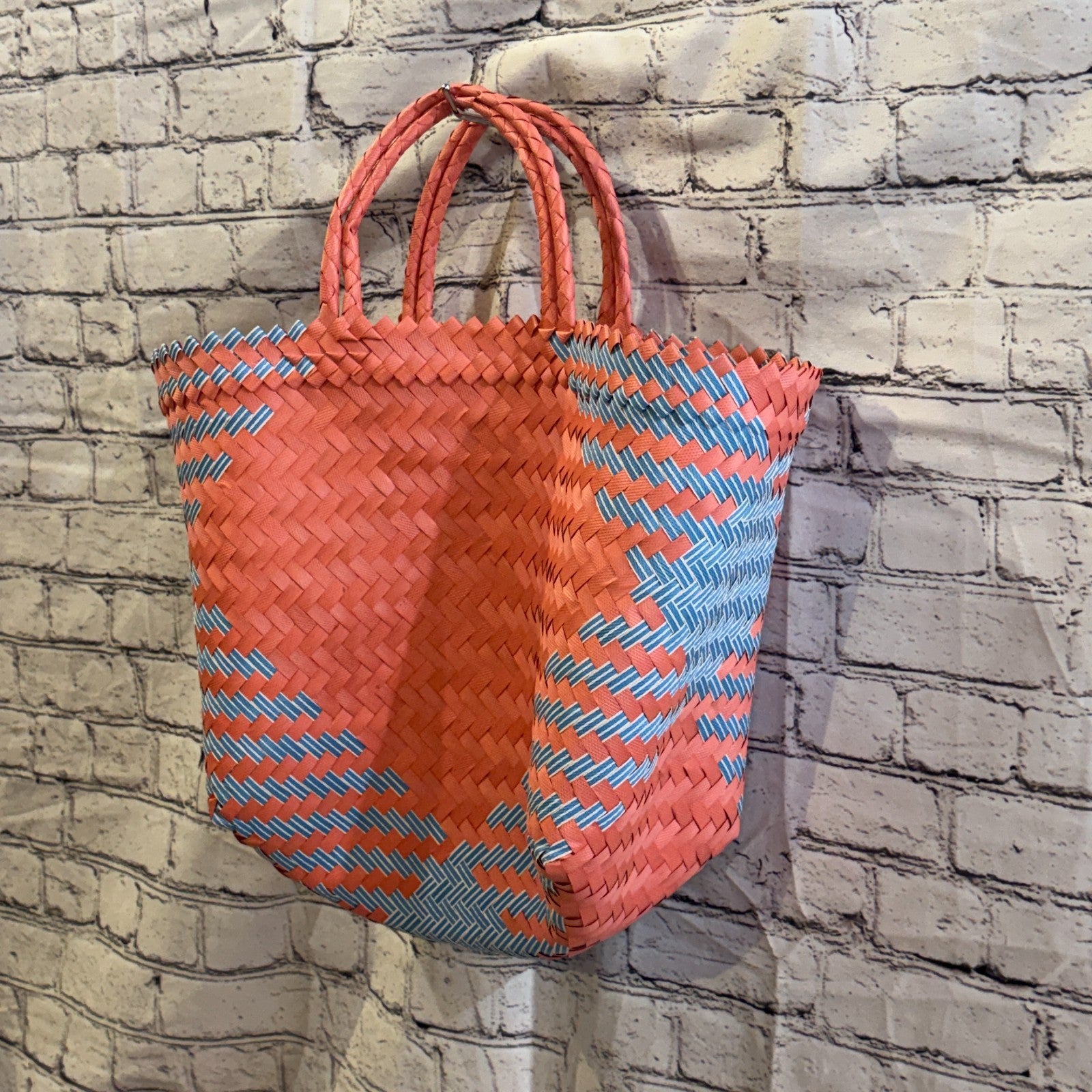 Blue Red 40cm Handwoven Tote Bag Recycled Plastic Eco-Friendly Market Beach1