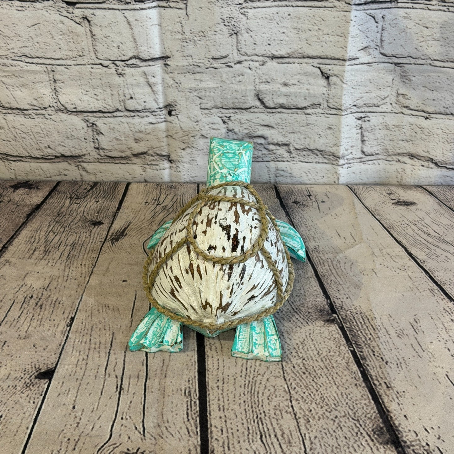 White Body Green Folk Art Painted Turtle Coconut Shell Ornaments Hanging Decor4