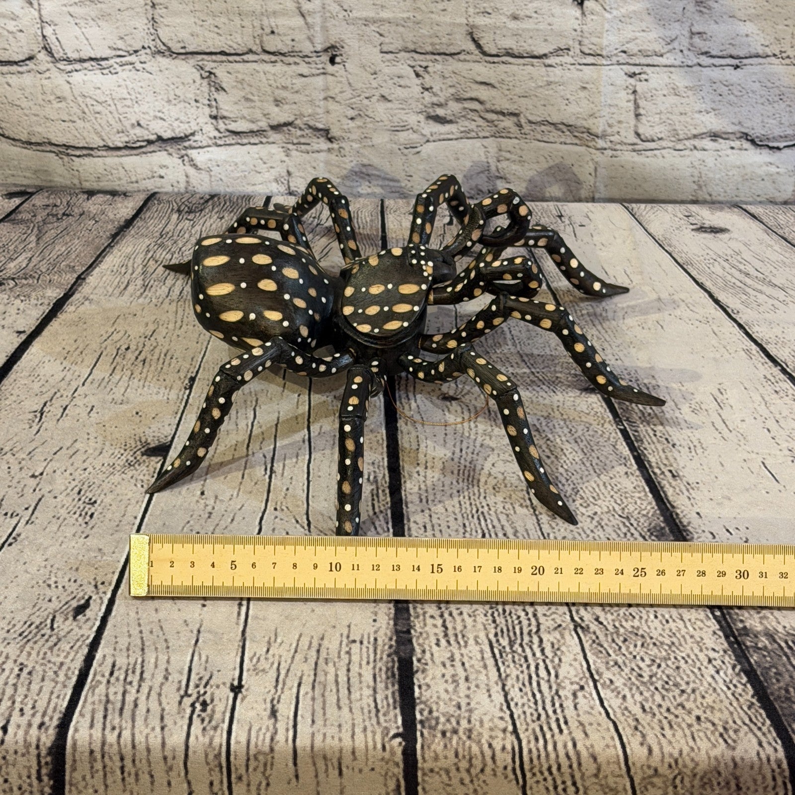 30cm x 25cm Brown Spots Wooden Spider Carving Hand Walking Tarantula Statue10