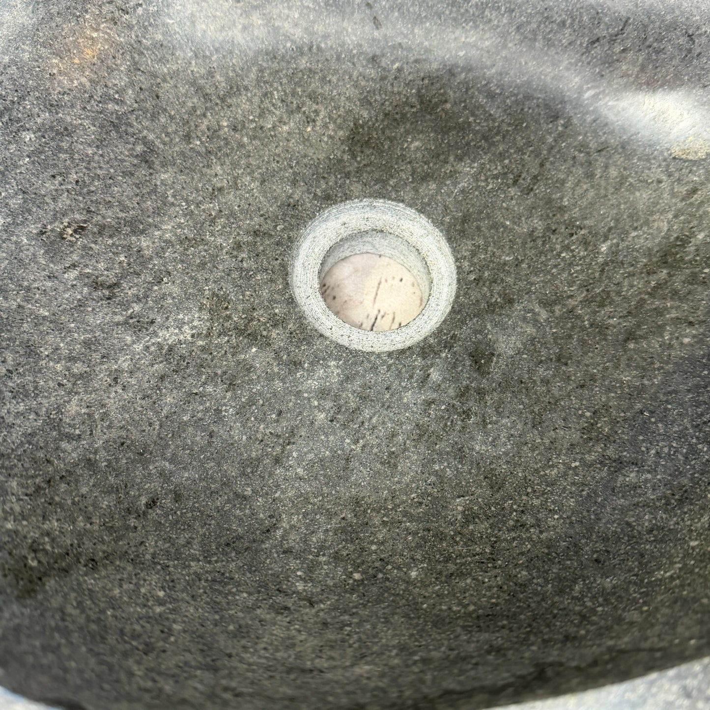 40cm x 32cm Wash Basin Bathroom Counter Top Washing River Stone Bowl Sink No 169