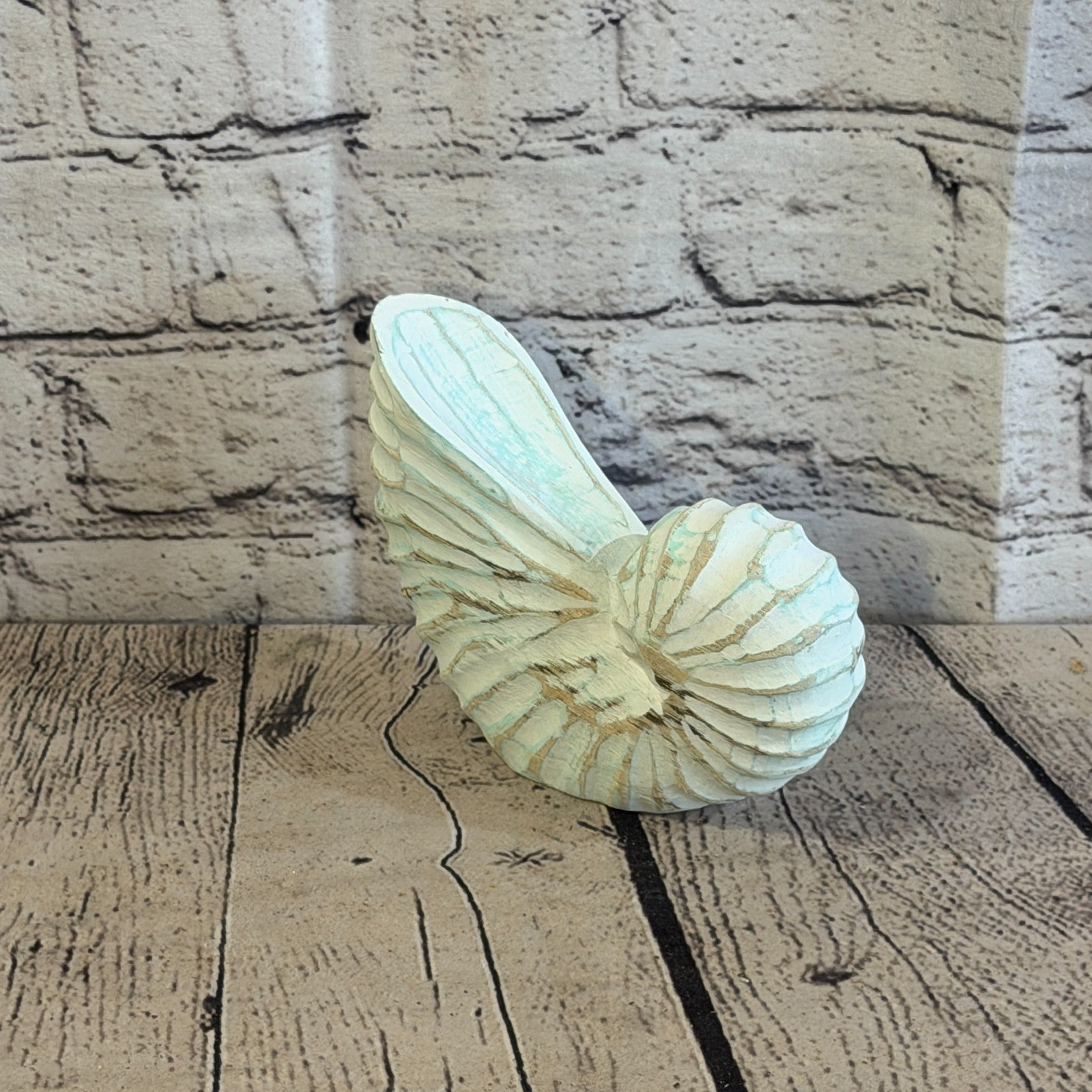 15cm Green Shabby Pastel Nautilus Shell Ornament Decor Carved Light Wood Figure2
