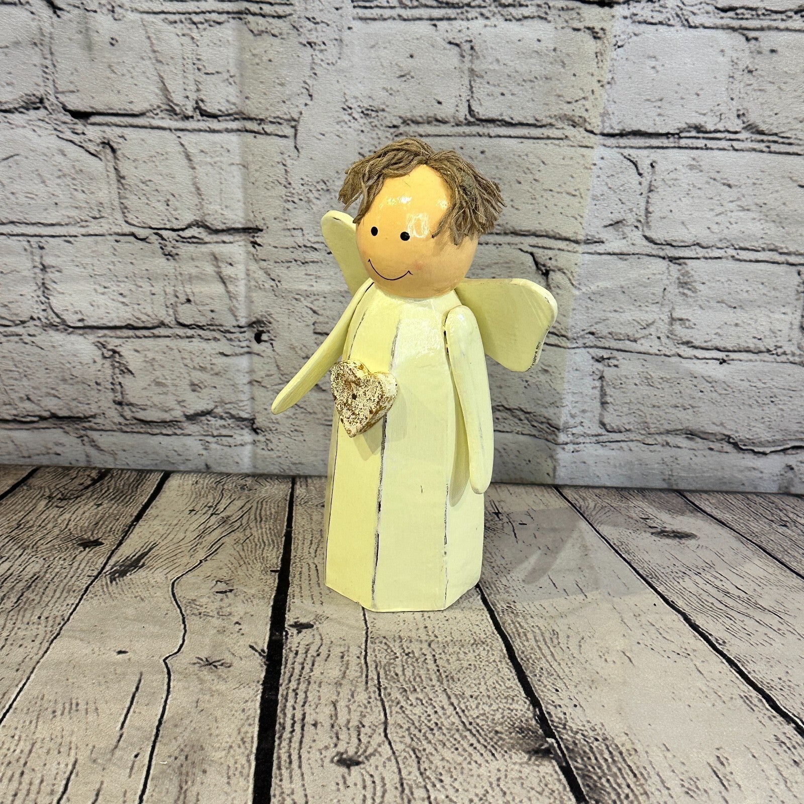 20cm x 8cm White Cream Angel Gold Heart Handcrafted Wood Xmas Christmas Ornament1