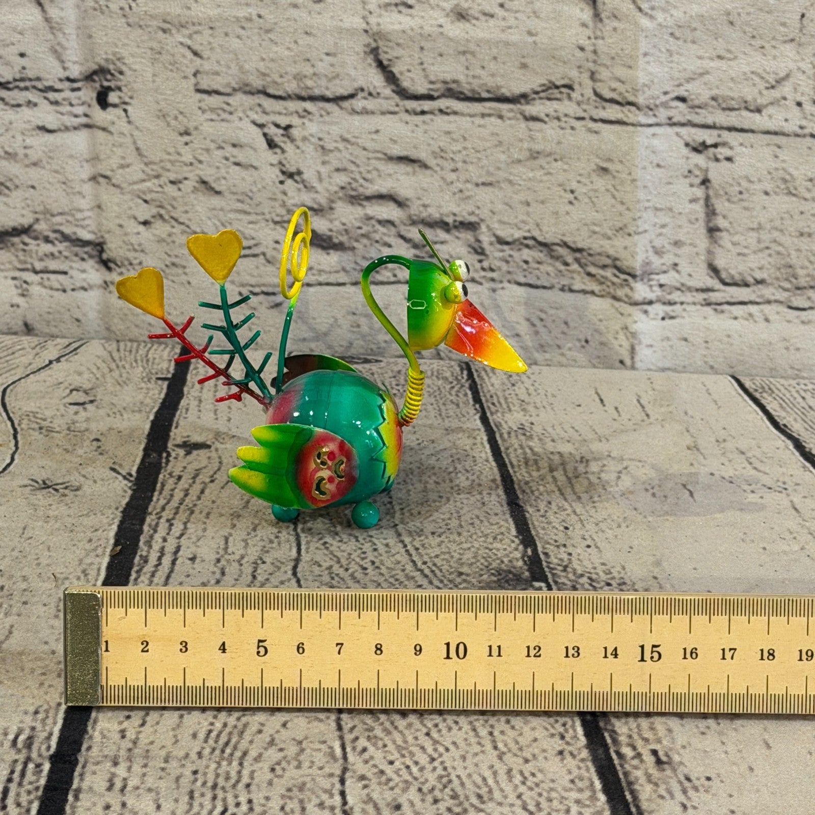 10cm x 10cm Small Colourful Bird Green Metal Tin Standing Ornament Statue6