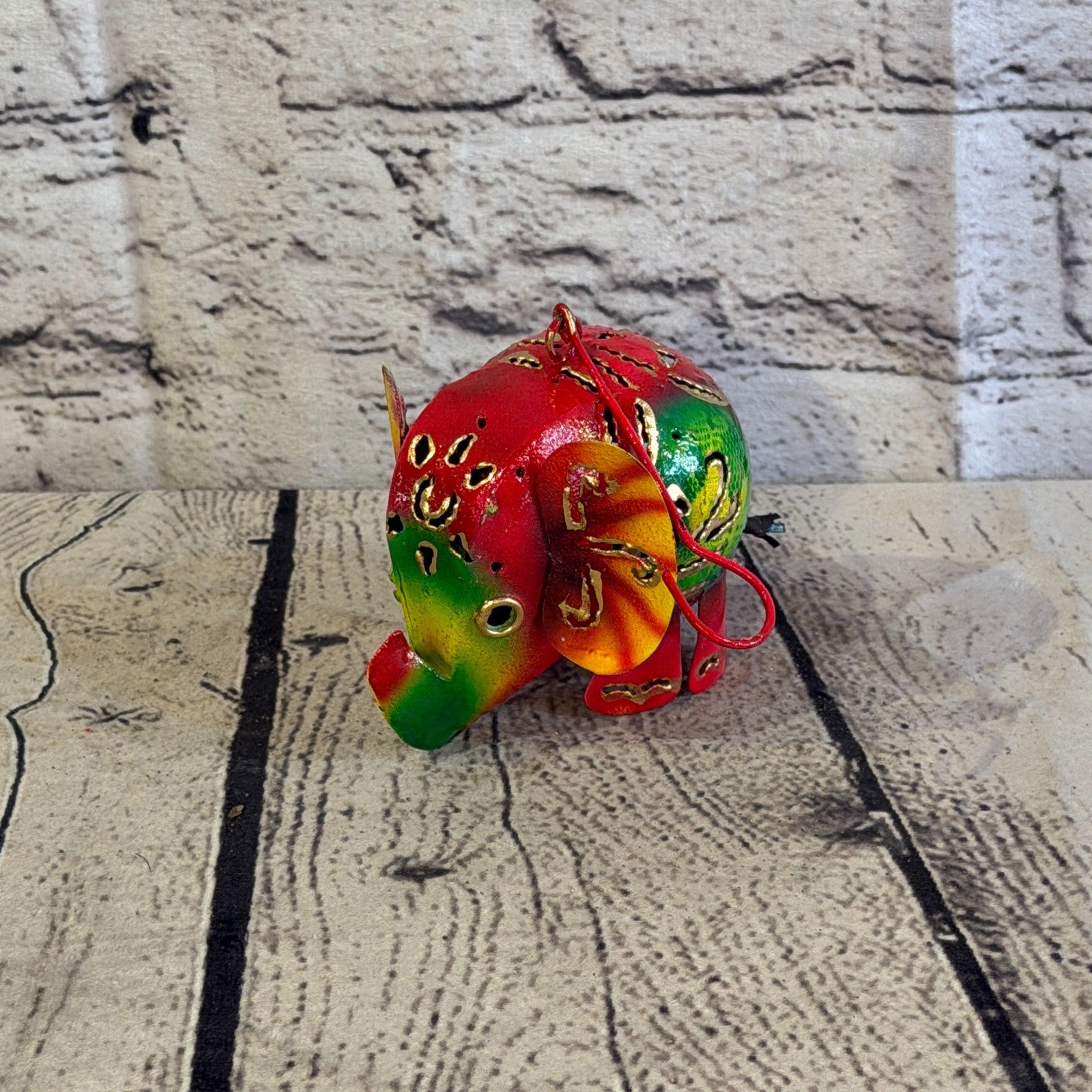 8cm x 10cm Elephant Candle Holder Hanging Red Metal Tin Ornament Statue0
