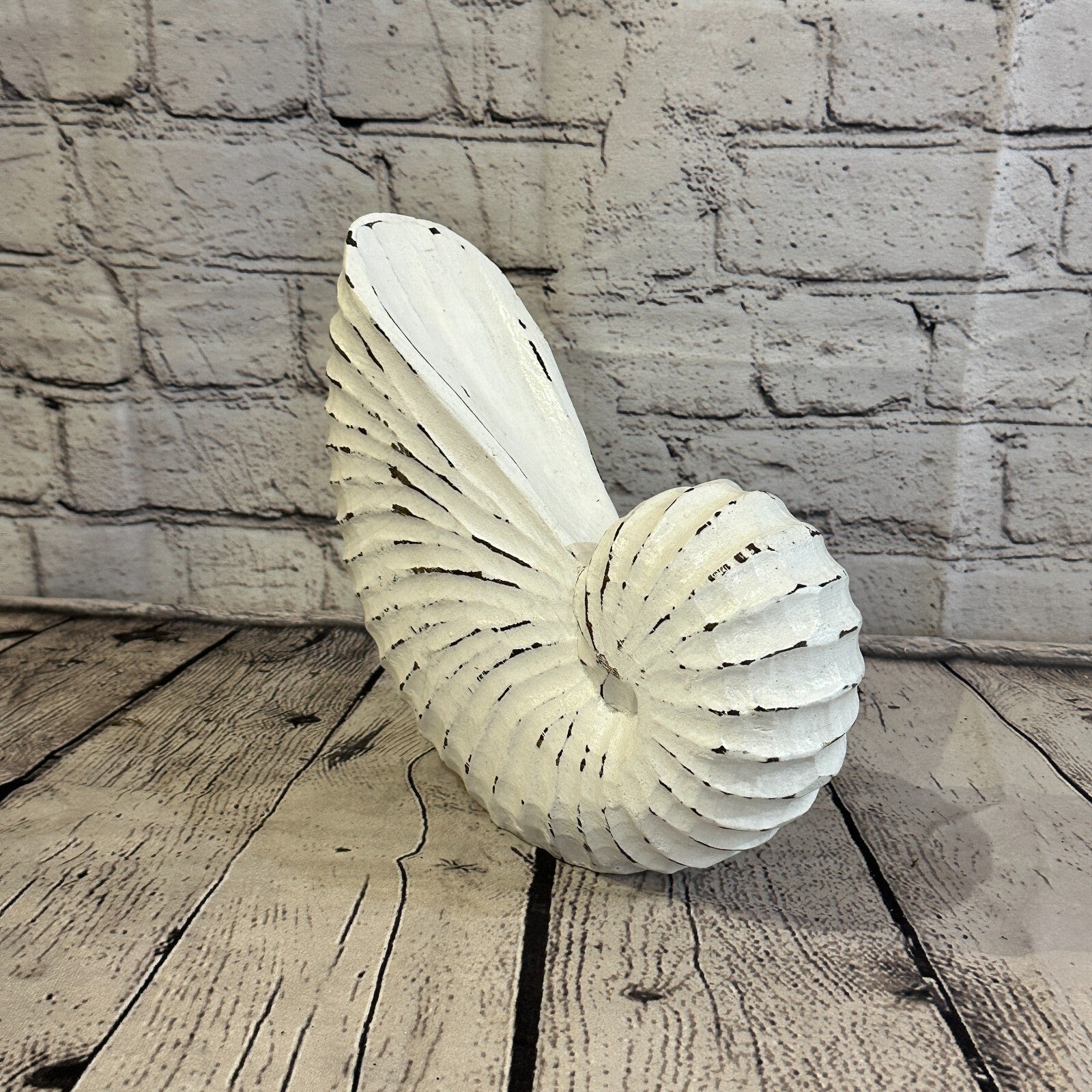 25cm White Shabby Nautilus Shell Ornament Decor Carved Light Wood Parcel Figure2