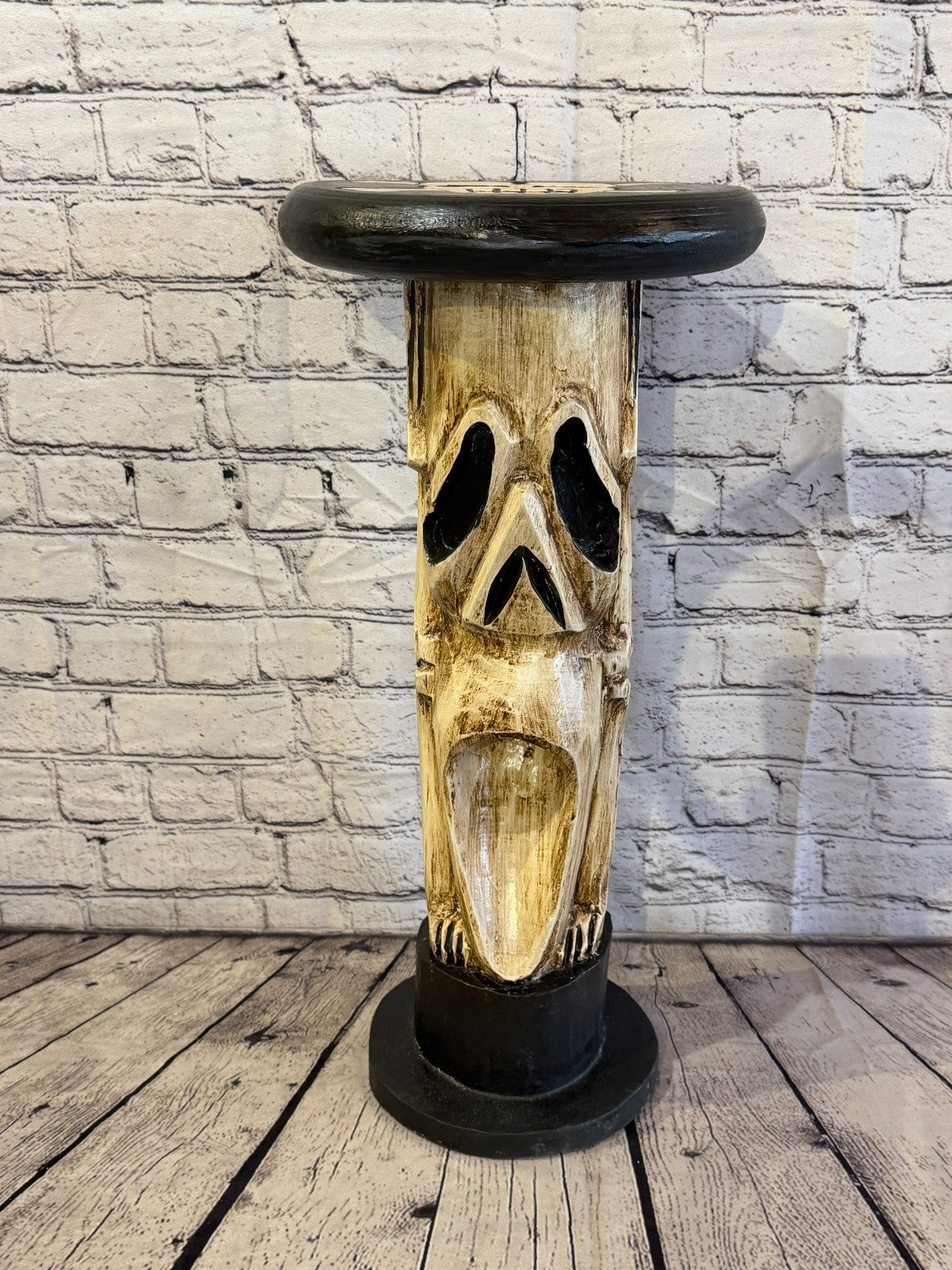 55cm x 25cm Scream Skull Round Wooden Coffee Table Bar Restaurant Garden Pub1
