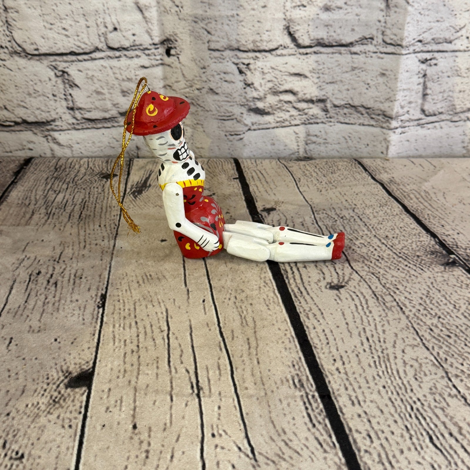 10cm Red Day Of The Dead Lady Sitting Animal, Wooden Shelf Ornament Fairtrade3