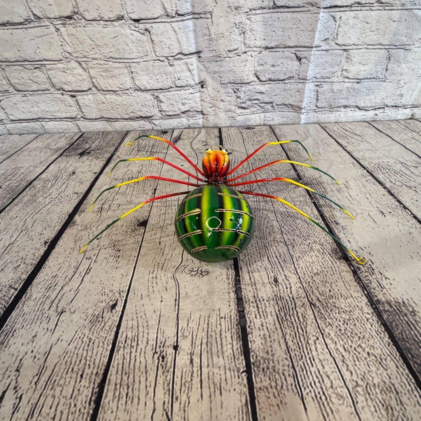 35cm x 20cm Small Colourful Green Spider Metal Tin Standing Ornament Statue4
